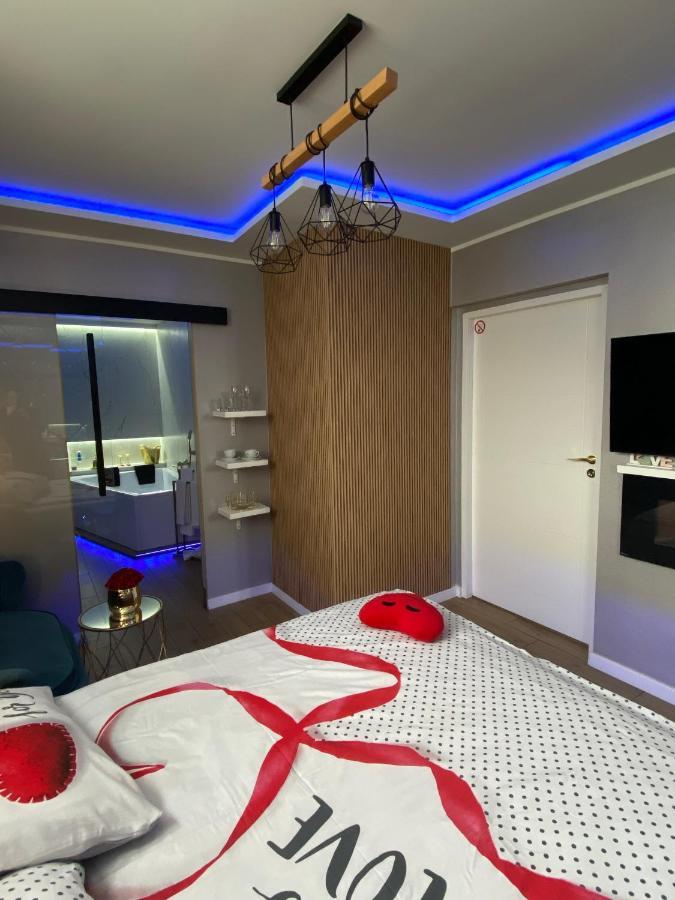 Apartament Love Centrum z dużą wanną dla Dwojga Gniezno Zewnętrze zdjęcie